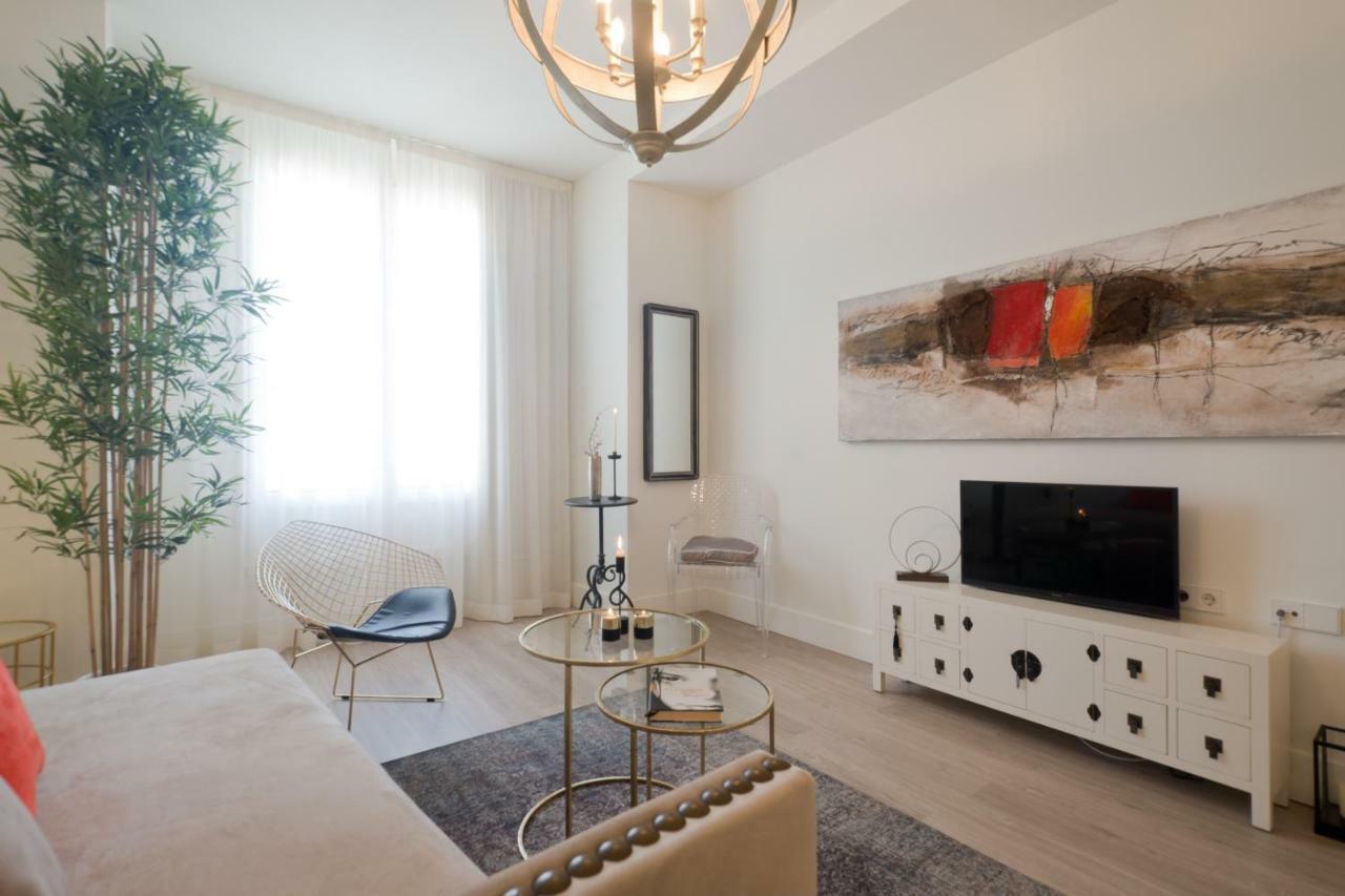 Central Deluxe Apartments Grenada Zewnętrze zdjęcie