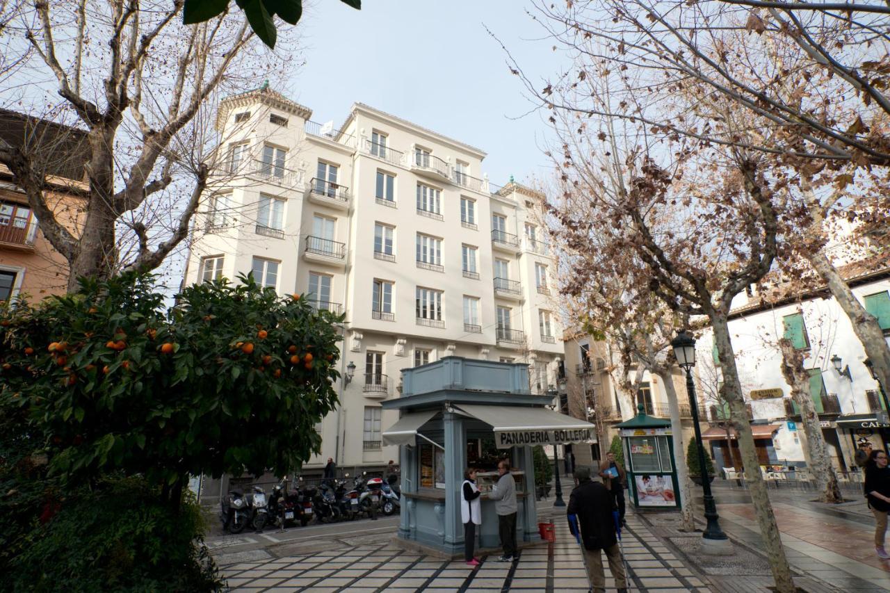 Central Deluxe Apartments Grenada Zewnętrze zdjęcie